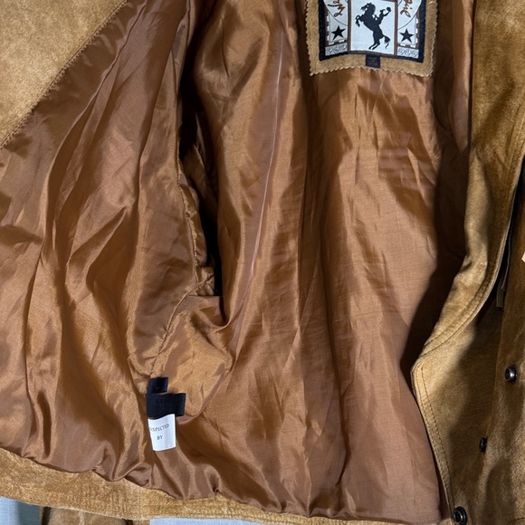 Winlet Tan Suede Fringe Leather Jacket - Picture 6 of 8